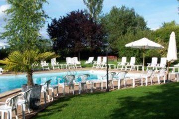 Le Relais Fleuri, Et Restaurant Logis - Avallon